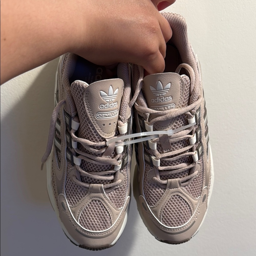 Adidas Ozmillen Sneakers Size 9W